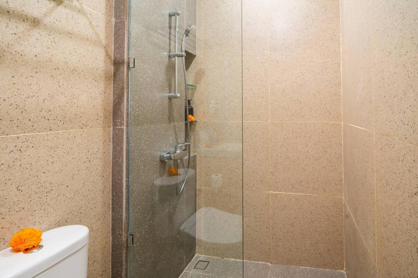 Alyxia 1 Bedroom Apartment In Central Seminyak Екстер'єр фото