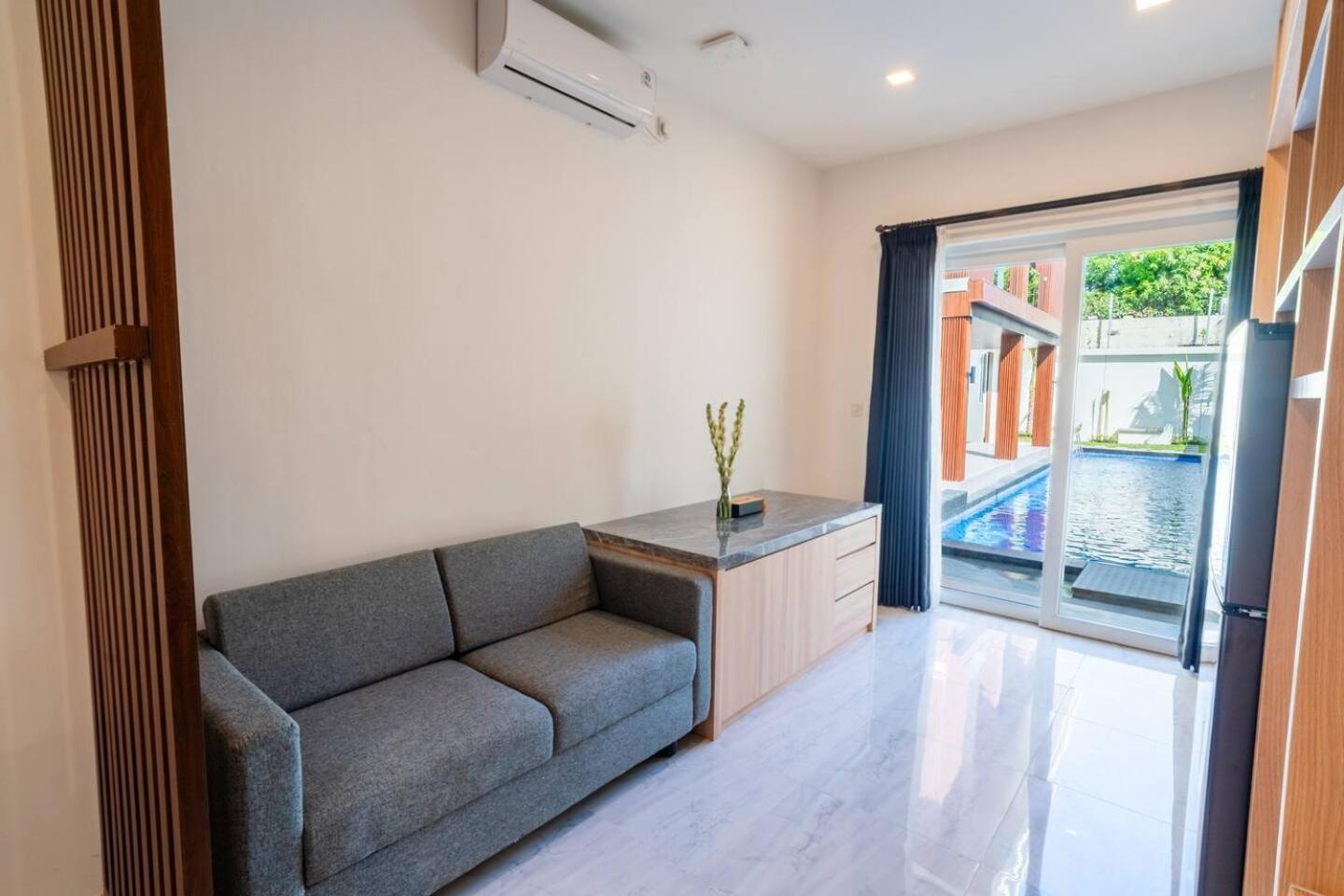 Alyxia 1 Bedroom Apartment In Central Seminyak Екстер'єр фото