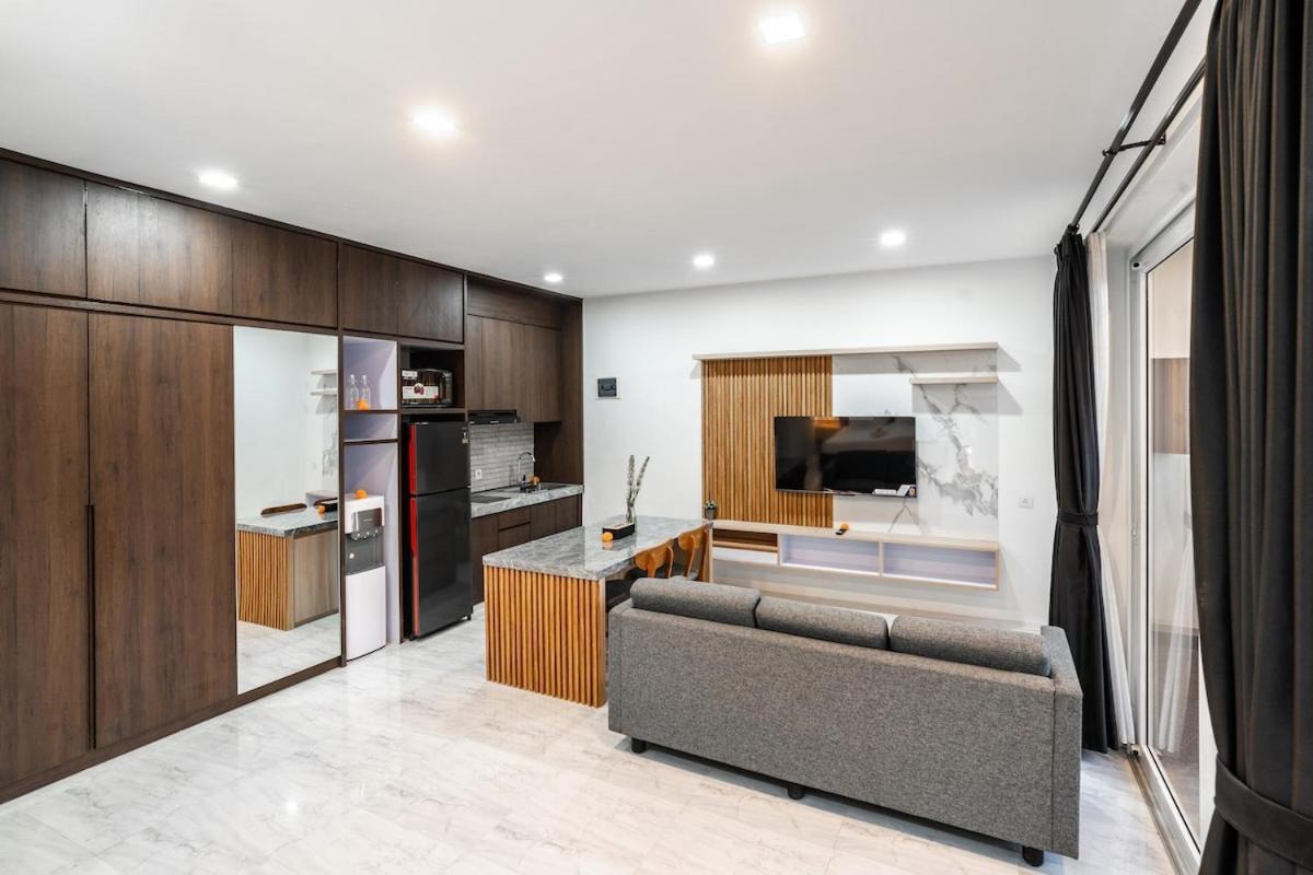Alyxia 1 Bedroom Apartment In Central Seminyak Екстер'єр фото