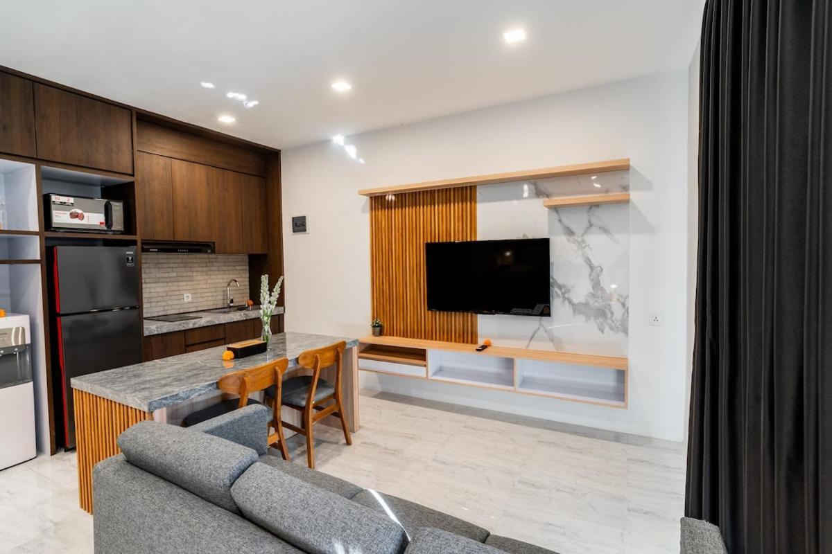 Alyxia 1 Bedroom Apartment In Central Seminyak Екстер'єр фото